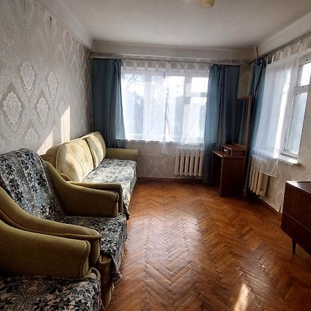 2 Bedroom Apartment Metro Vasilkovskaya Κίεβο Εξωτερικό φωτογραφία